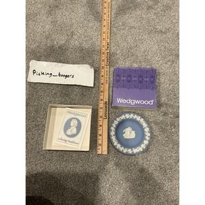 Wedgwood Blue Jasperware Vintage 4.5" Round Trinket Dish Made in England